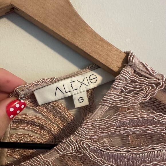 Alexis Pink Textured Blouse Top Small - Picture 12 of 12